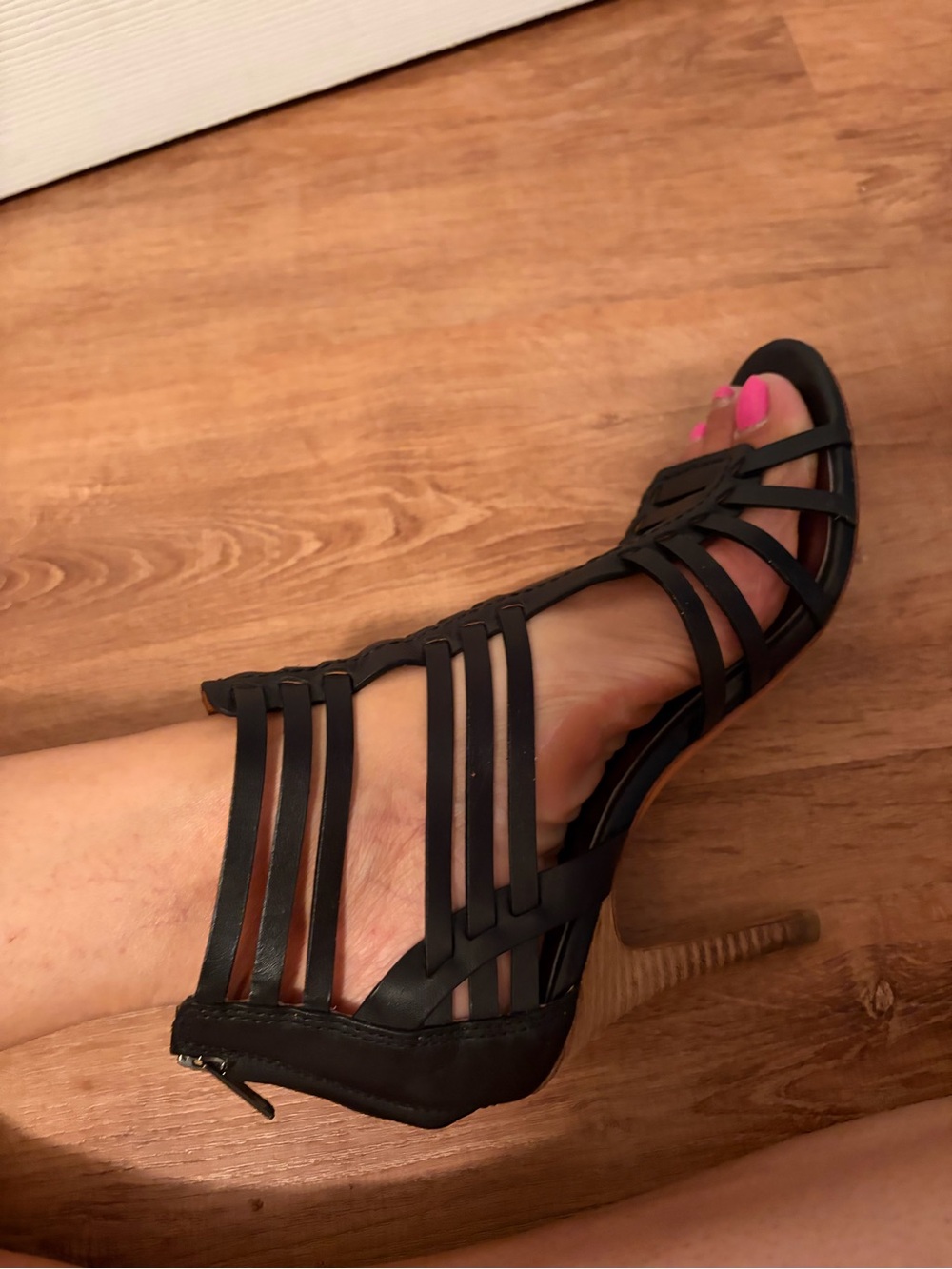 Coach Black Strappy Gladiator Sandal with Open Toe. + A GIFT 🎁 - Picture 6 of 6